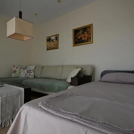 Summer Host Sea Side Maisonette *