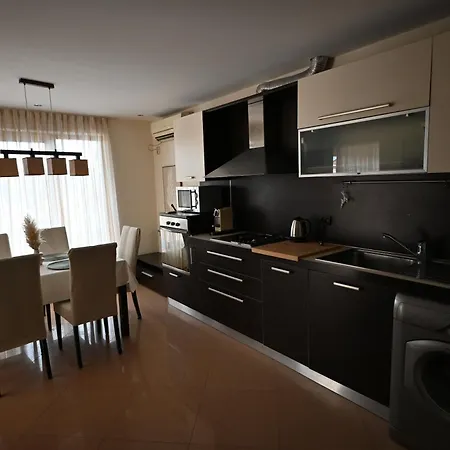 Summer Host Sea Side Maisonette Appartamento