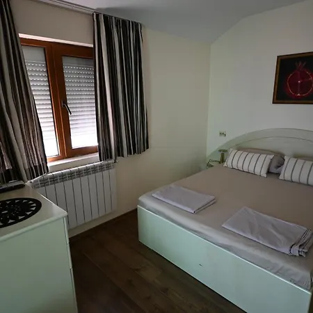 아파트 Summer Host Sea Side Maisonette *
